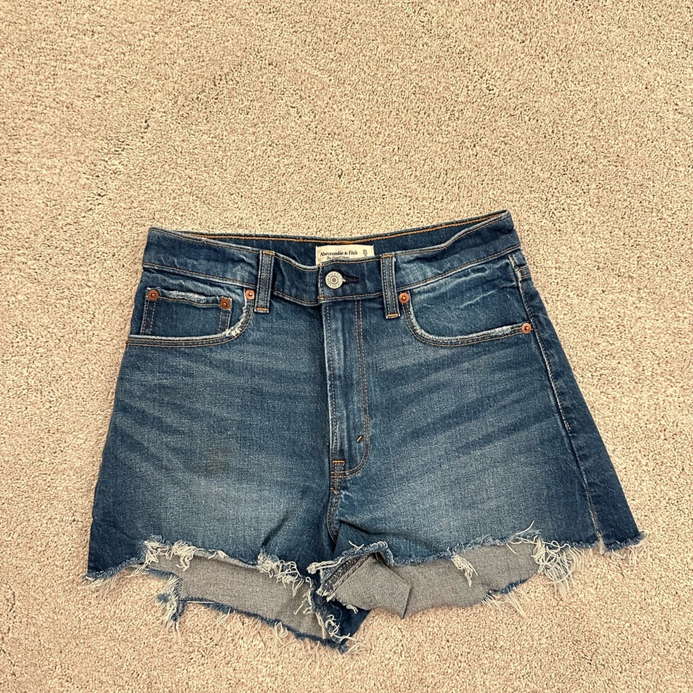 High Rise Cutoff Short